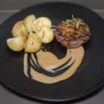 Hakkebøf med Blødeløg