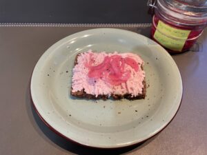 Skinkesalat med Rødløg